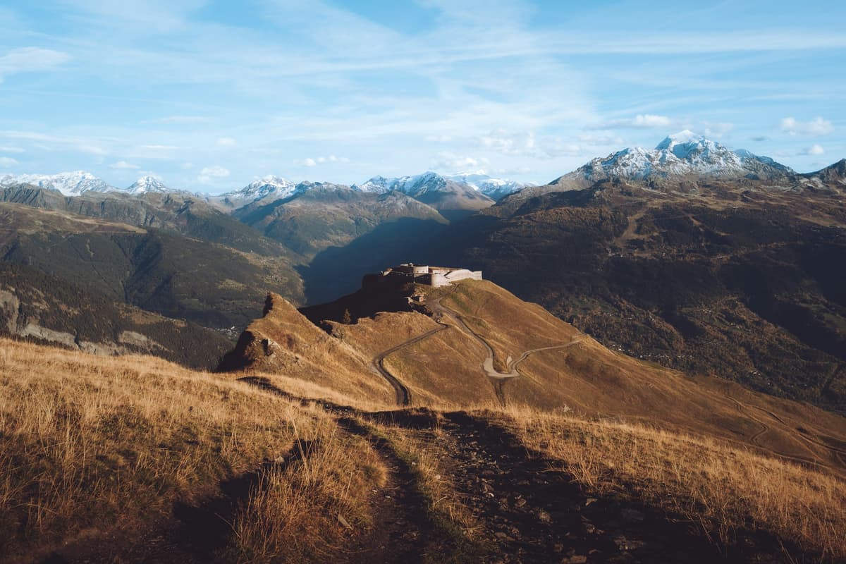 Le fort de la Platte au-dessus de Bourg-Saint-Maurice