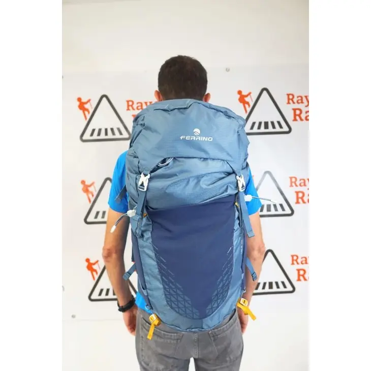 Mochila de caminhada Agile 35 – Ferrino