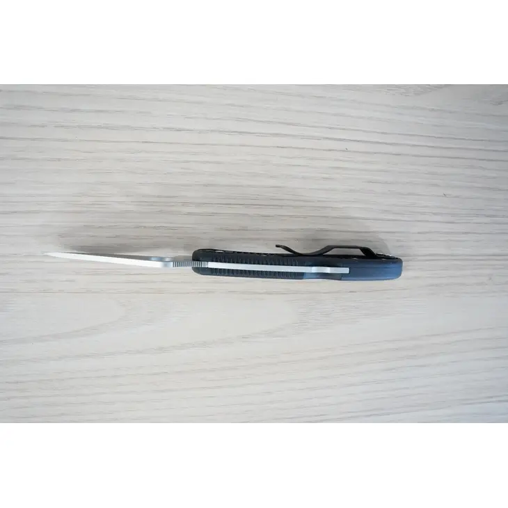 Canivete SPYDERCO Delica 4 Noir C11PBK
