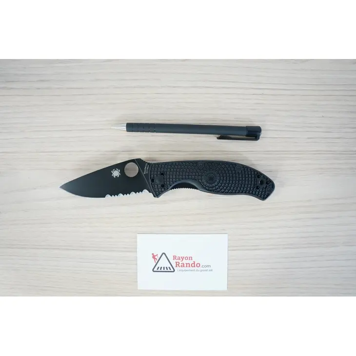 Canivete SPYDERCO Tenacious Tout Noir Semi-Dentee C122PSBBK