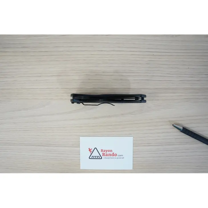 Canivete SPYDERCO Tenacious Tout Noir Semi-Dentee C122PSBBK