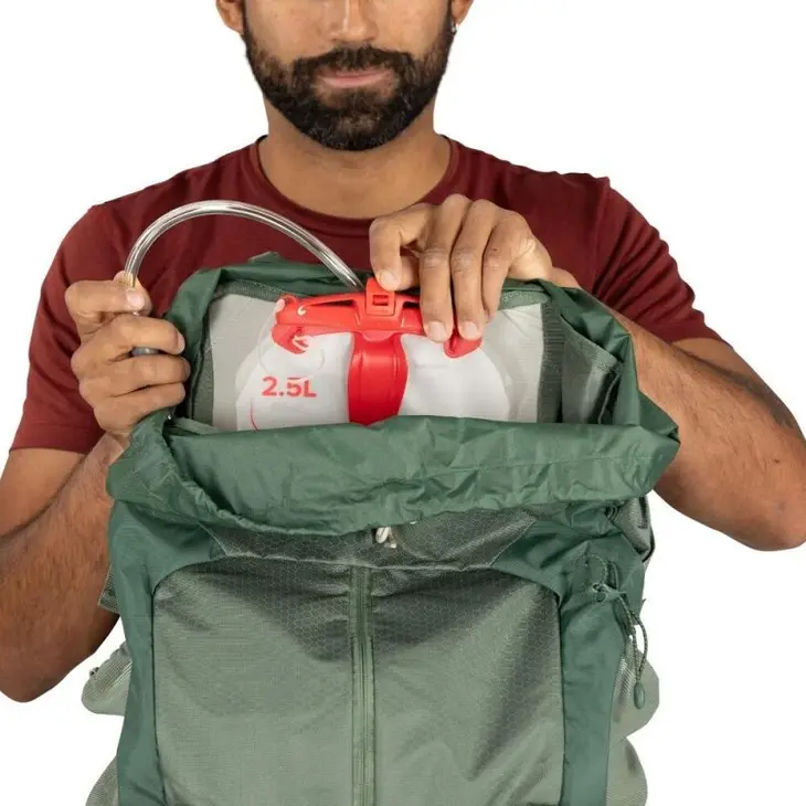 Mochila de caminhada Stratos 44 – Osprey